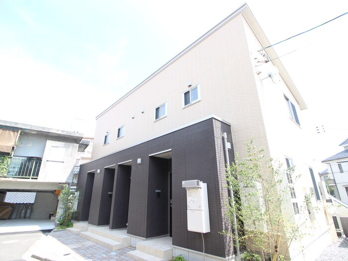 物件外観写真1　(外観写真)