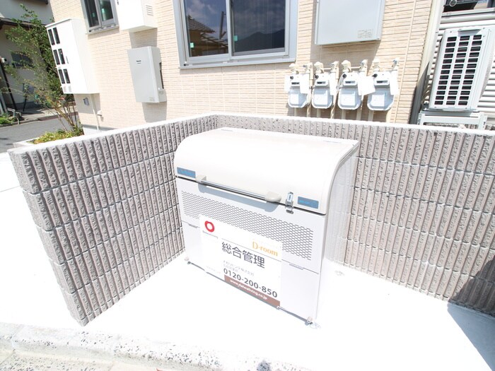 物件外観写真4　(建物設備)