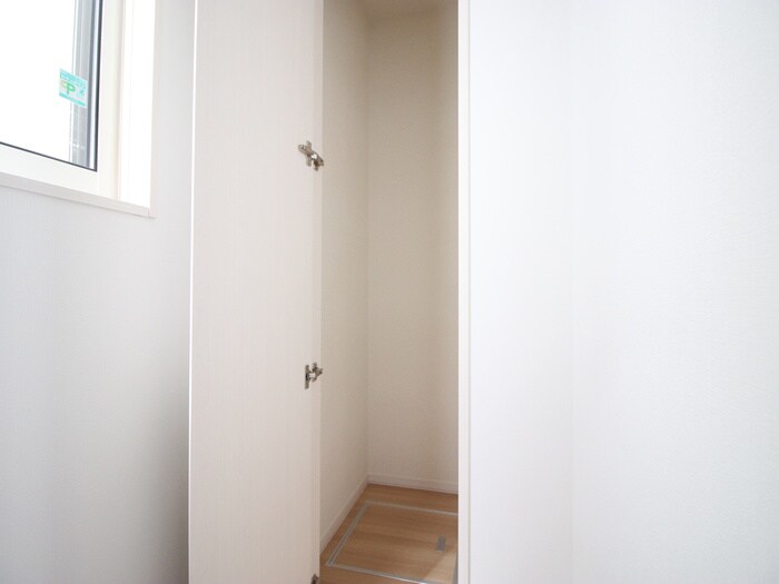 物件内観写真22　(収納)