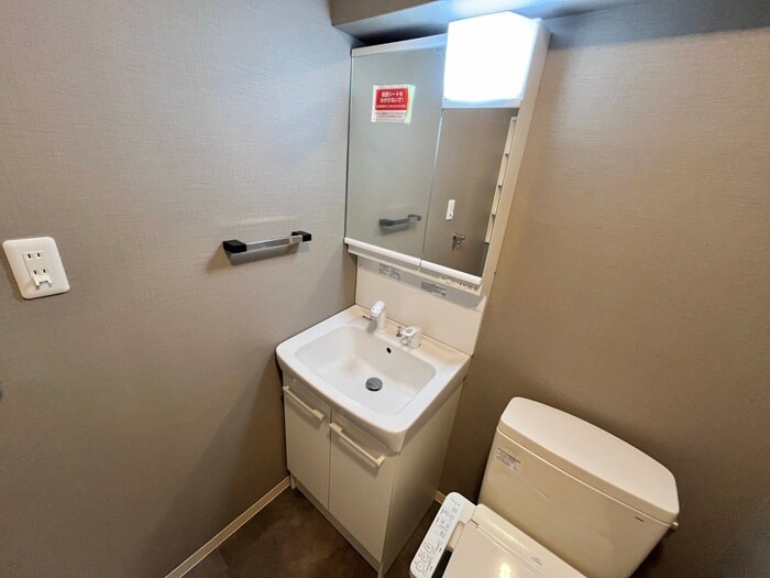 物件内観写真14　(洗面)