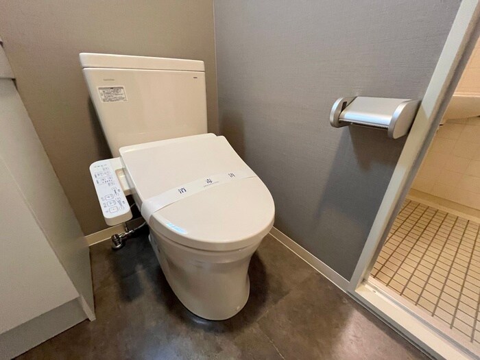 物件内観写真15　(トイレ)