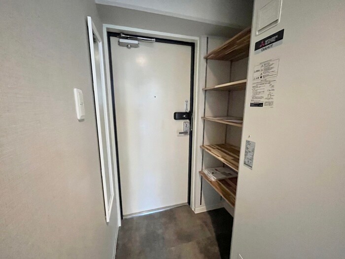 物件内観写真20　(玄関)