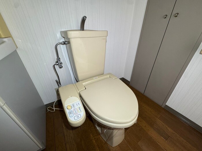 物件内観写真10　(トイレ)