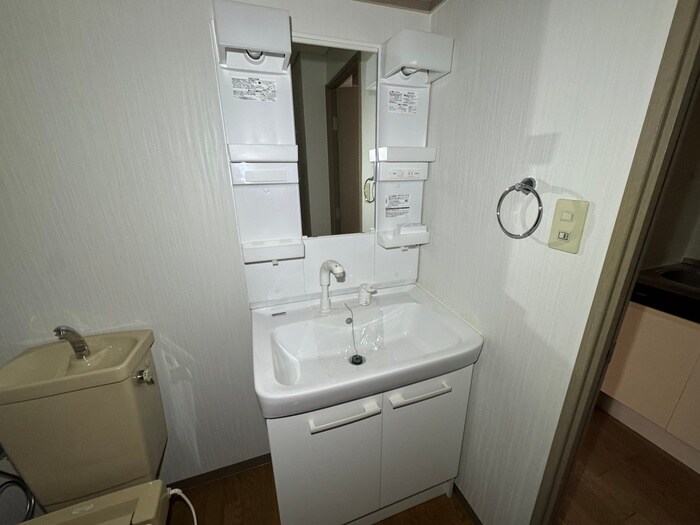 物件内観写真11　(洗面)