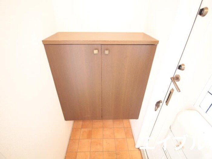 物件内観写真16　(靴箱)