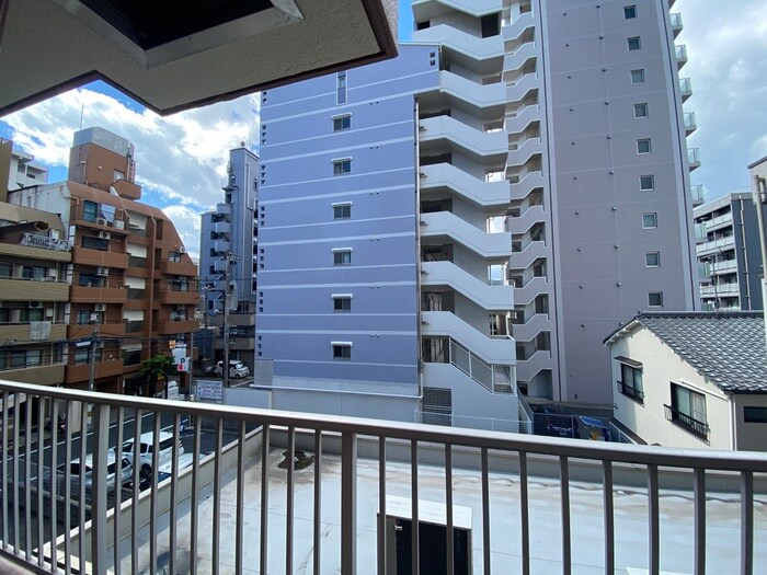 物件内観写真13　(室内からの展望)