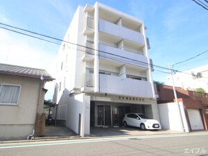 井口ＦＬＡＴＳ外観写真