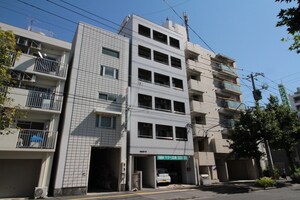 第13片山ビル外観写真