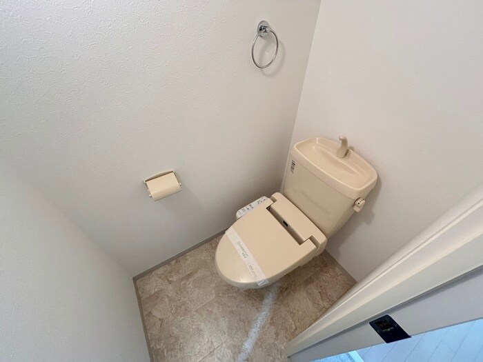 物件内観写真10　(トイレ)