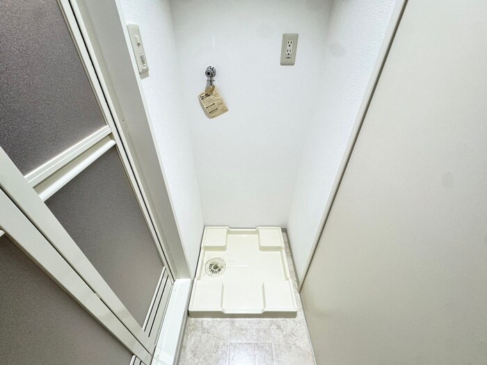 物件内観写真22　(洗濯機置場)