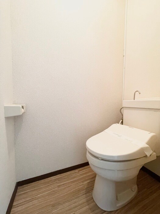 物件内観写真13　(トイレ)