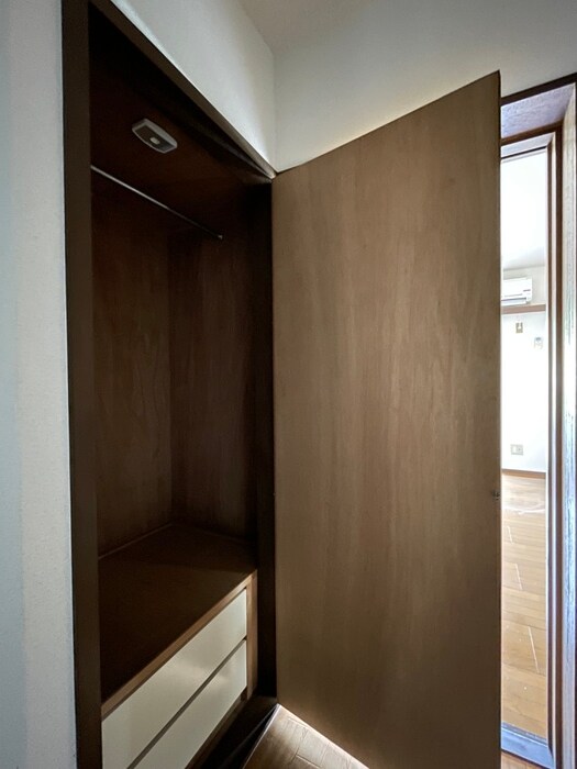 物件内観写真16　(居室)