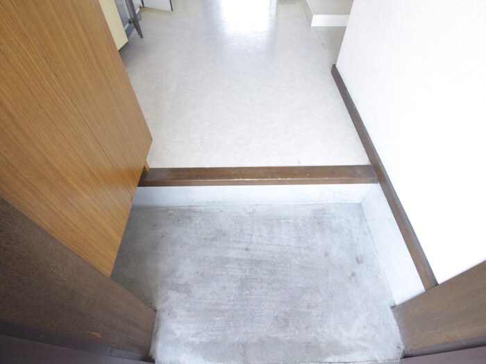 物件内観写真19　(玄関)