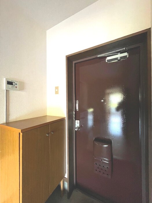 物件内観写真20　(玄関)