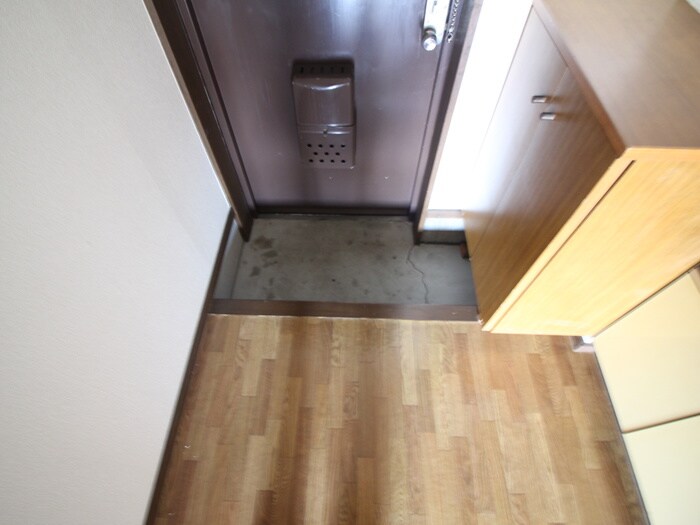 物件内観写真22　(玄関)