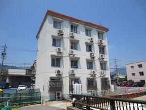 かわいビル外観写真