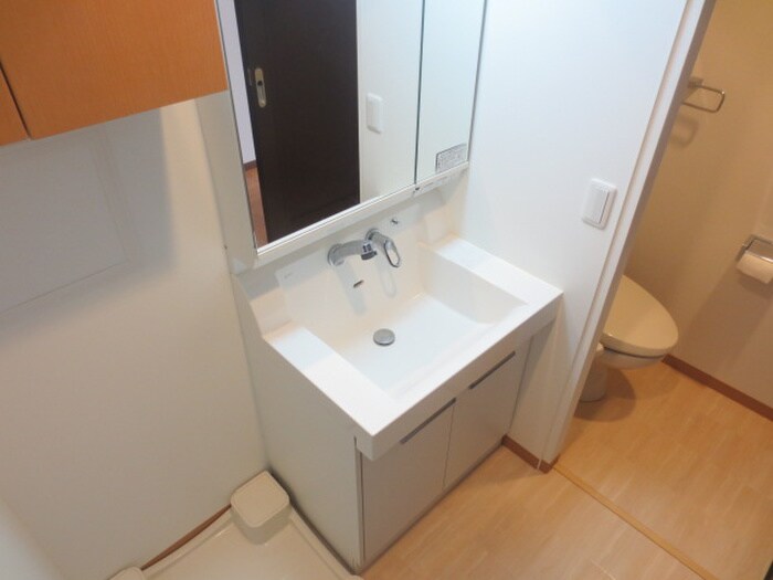 物件内観写真10　(洗面)