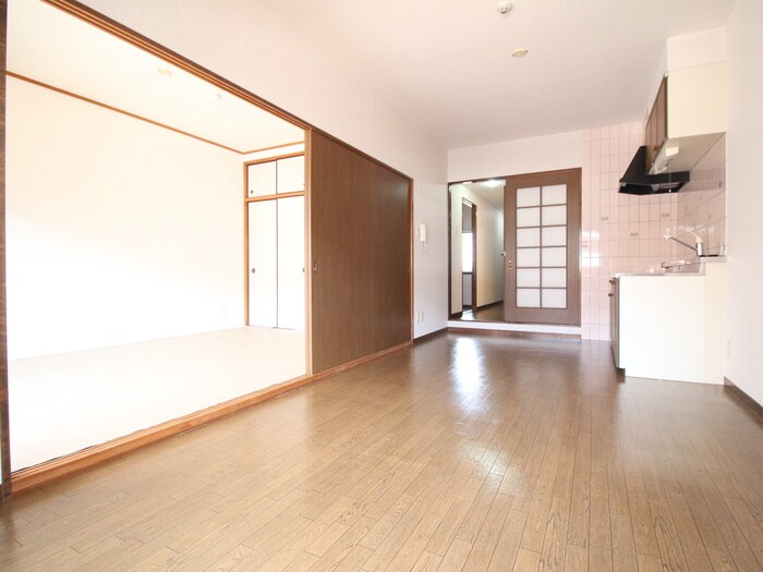 物件内観写真7　(居室)