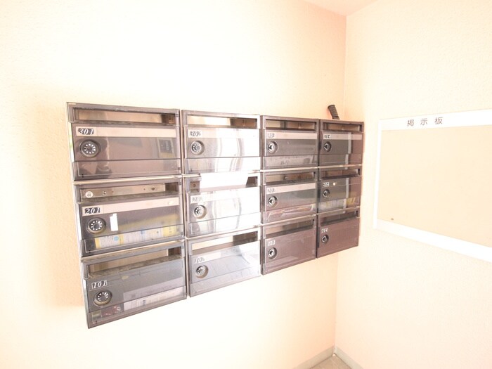 物件外観写真6　(建物設備)