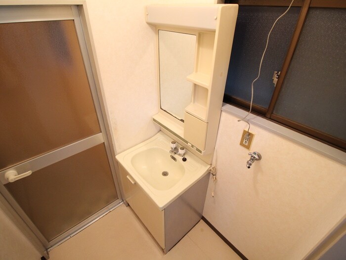 物件内観写真10　(洗面)