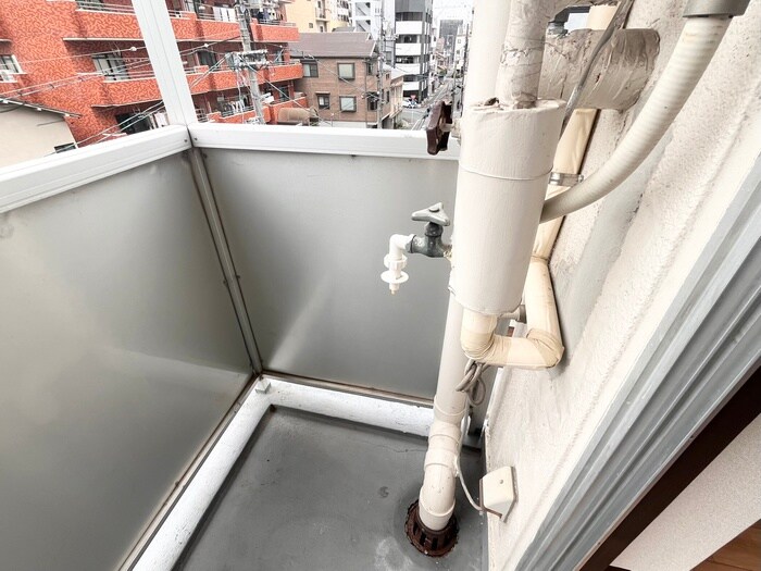 物件内観写真19　(洗濯機置場)