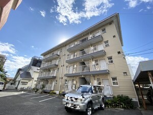 第１鳴戸ビル外観写真