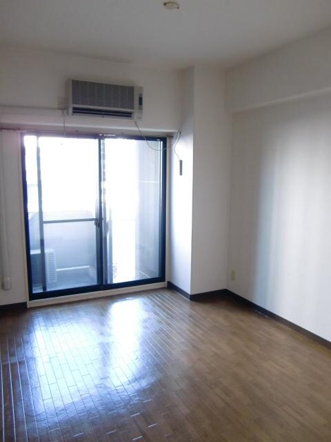 物件内観写真6　(居室)