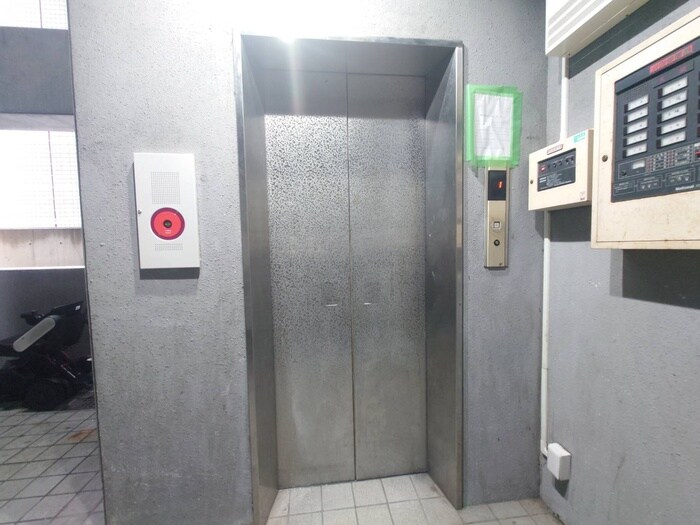 物件外観写真4　(建物設備)