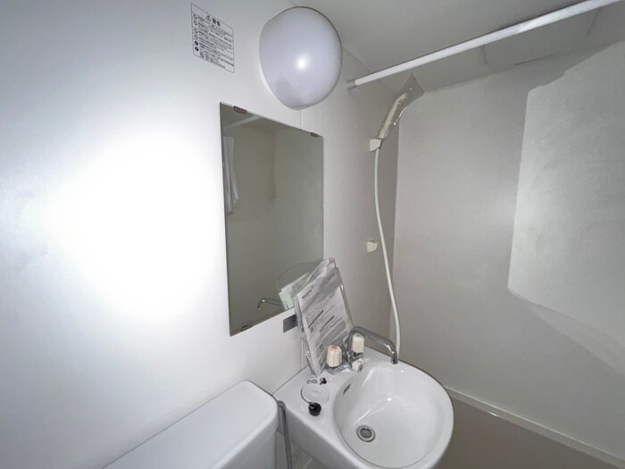 物件内観写真8　(洗面)