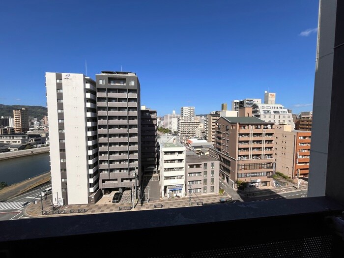 物件内観写真14　(室内からの展望)