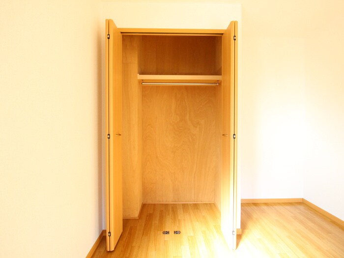 物件内観写真10　(収納)