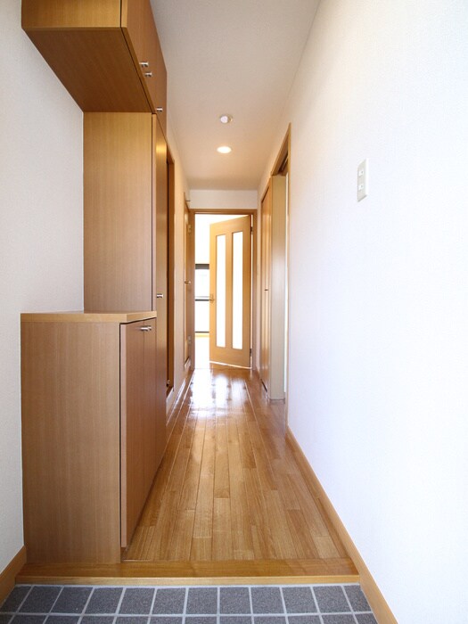 物件内観写真19　(廊下)