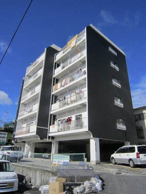 河原マンション外観写真