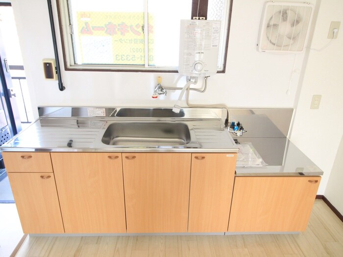 物件内観写真8　(キッチン)