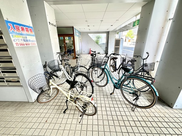 駐輪場