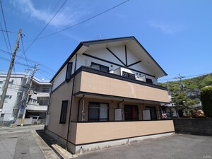 アイエス外観写真