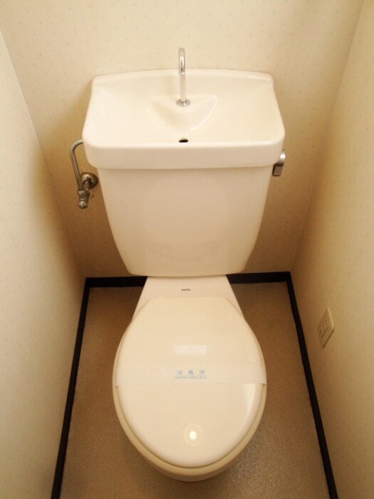 物件内観写真13　(トイレ)