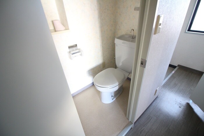 物件内観写真11　(トイレ)