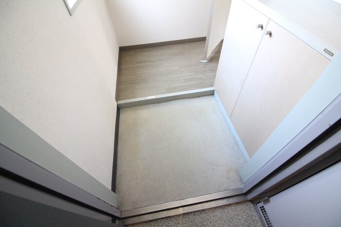 ベルクーレ堺町の玄関