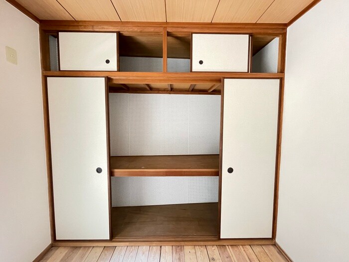 物件内観写真13　(収納)