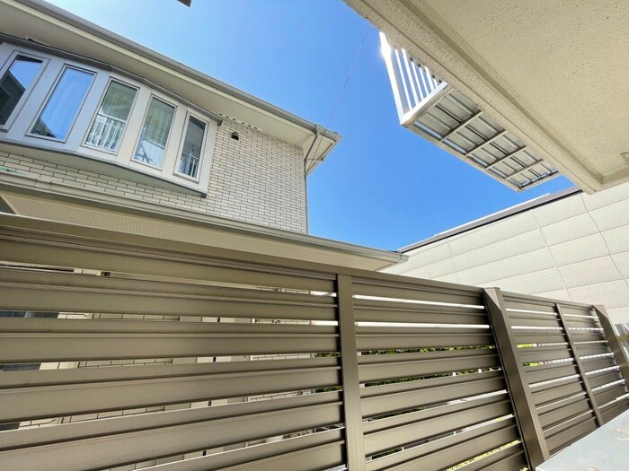 物件内観写真16　(室内からの展望)