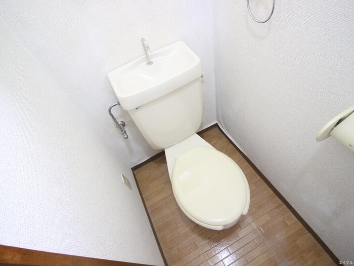 物件内観写真12　(トイレ)