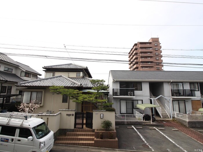 物件内観写真18　(室内からの展望)