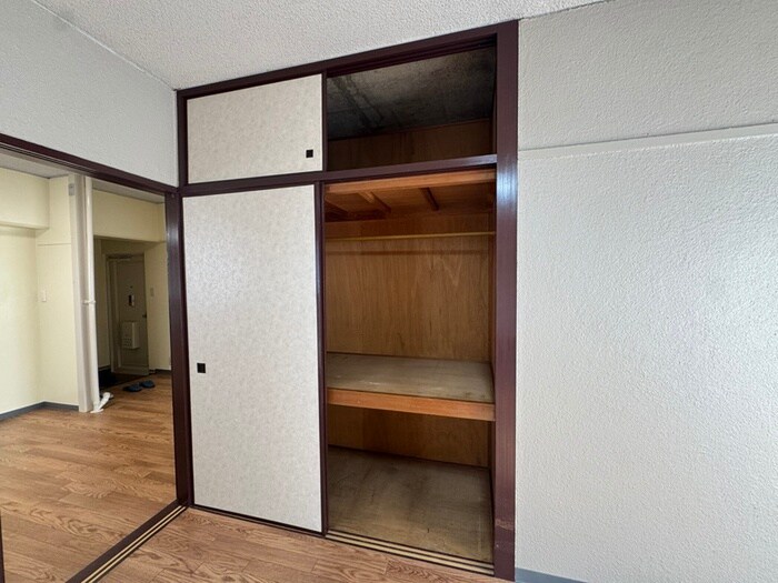 物件内観写真13　(収納)