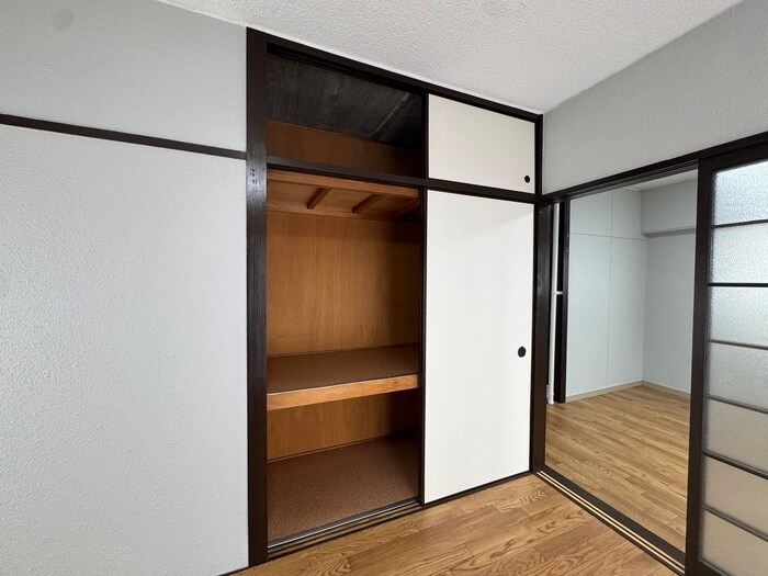 物件内観写真13　(収納)