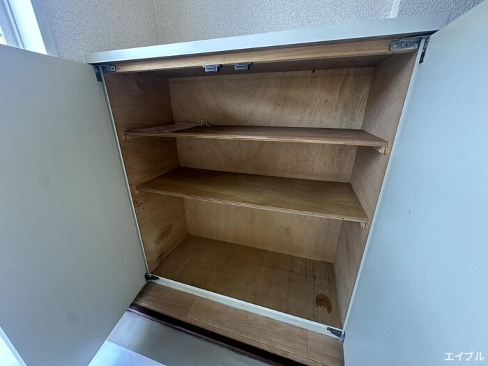 物件内観写真15　(靴箱)