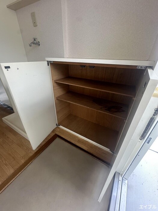 物件内観写真15　(靴箱)
