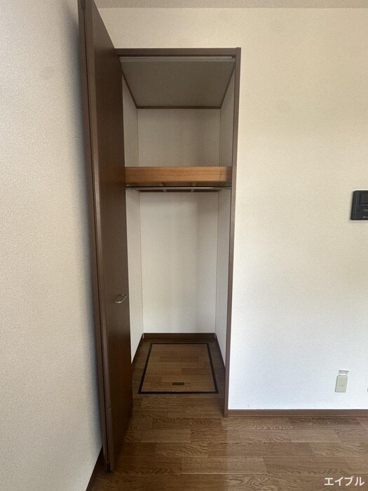 物件内観写真12　(収納)