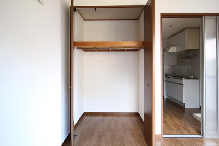 物件内観写真13　(収納)