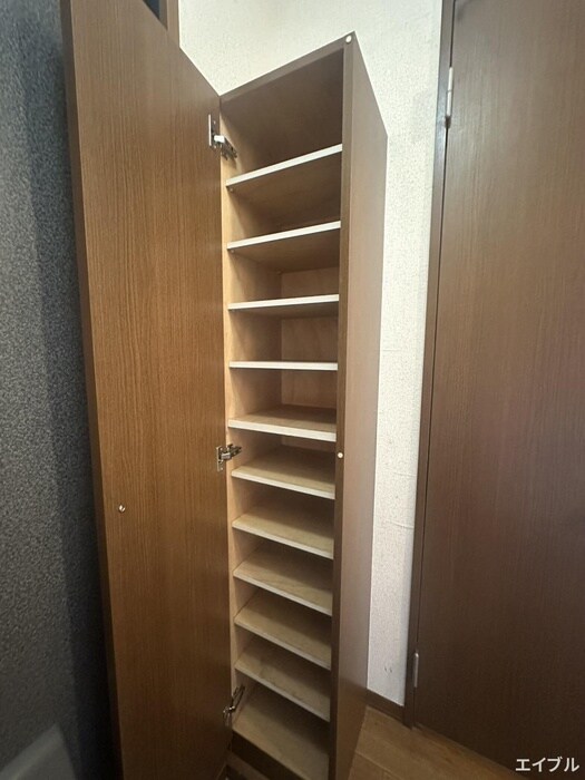 物件内観写真15　(靴箱)